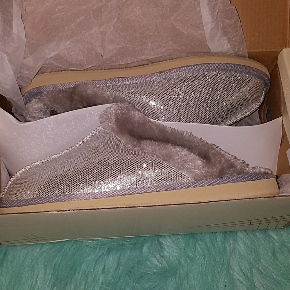 Zodiac silver glitter slippers